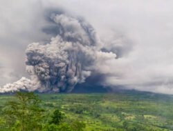 Semeru Masuk Level Awas, Warga Diminta Perkuat Kesiapsiagaan