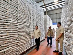 Presiden Tinjau Stok Beras, Tekankan Kualitas dan Distribusi