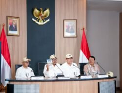 Buku Saku 0% : Komitmen Pemerintah Sejahterakan Rakyat Sepanjang Hayat